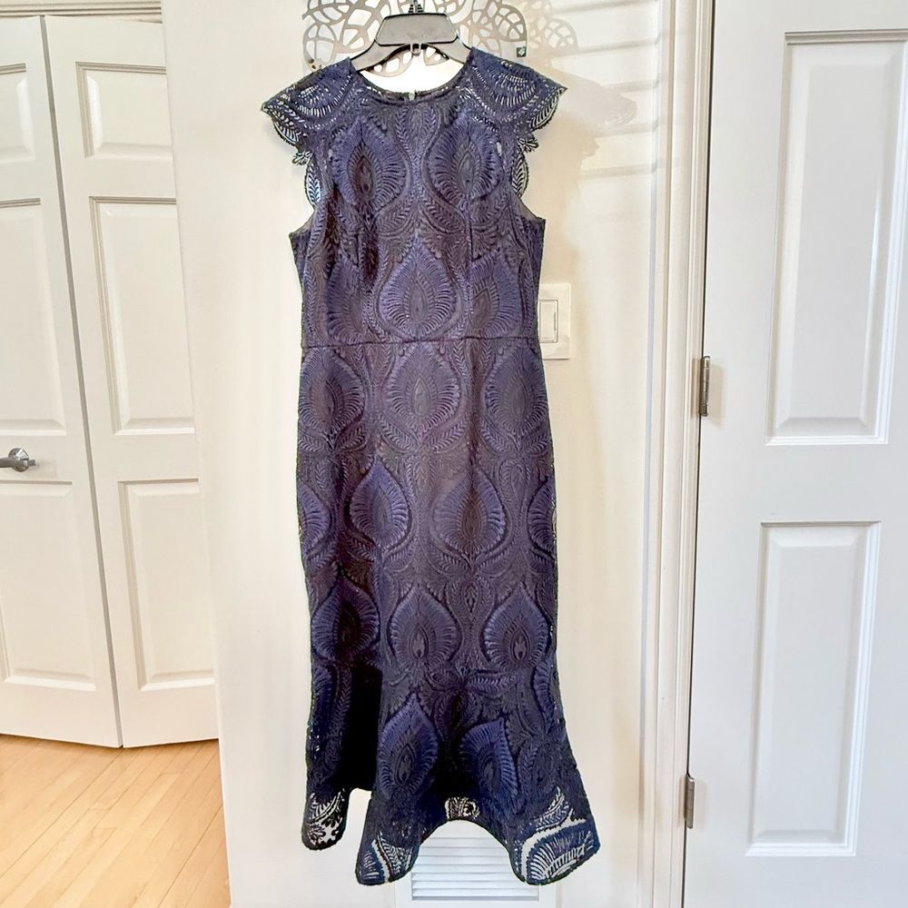 Shoshanna Midnight Floral Lace Flounce Midi Dress in Navy 8 - Picture 2 of 12
